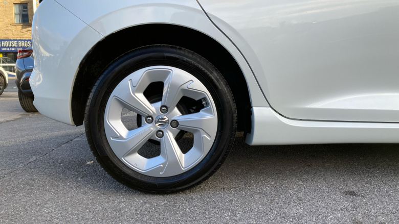 Suzuki Swift 1.2 Mild Hybrid Motion 5dr Petrol Hatchback